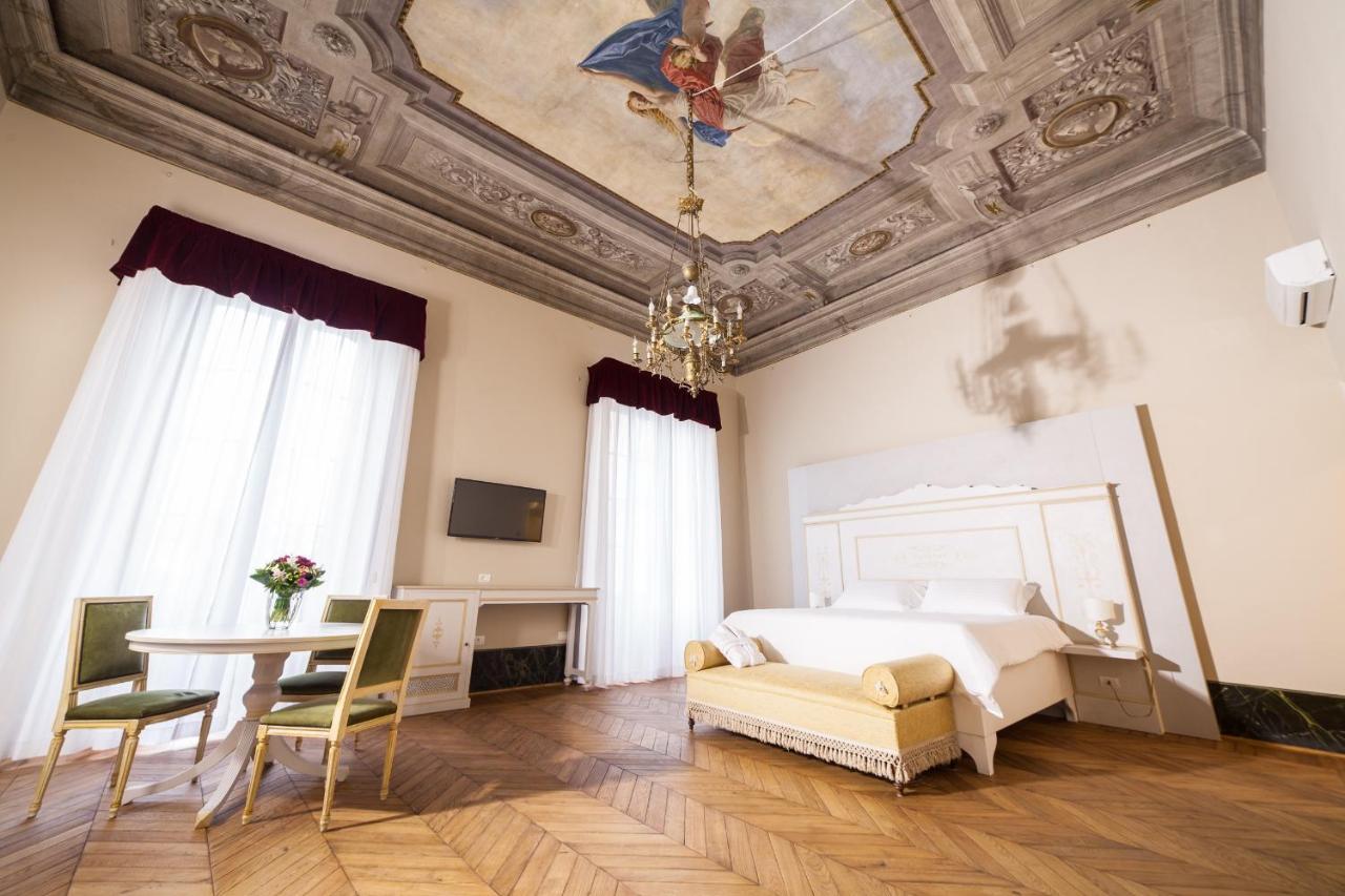 Palazzo D'Oltrarno - Residenza D'Epoca Bed & Breakfast Флоренция Екстериор снимка