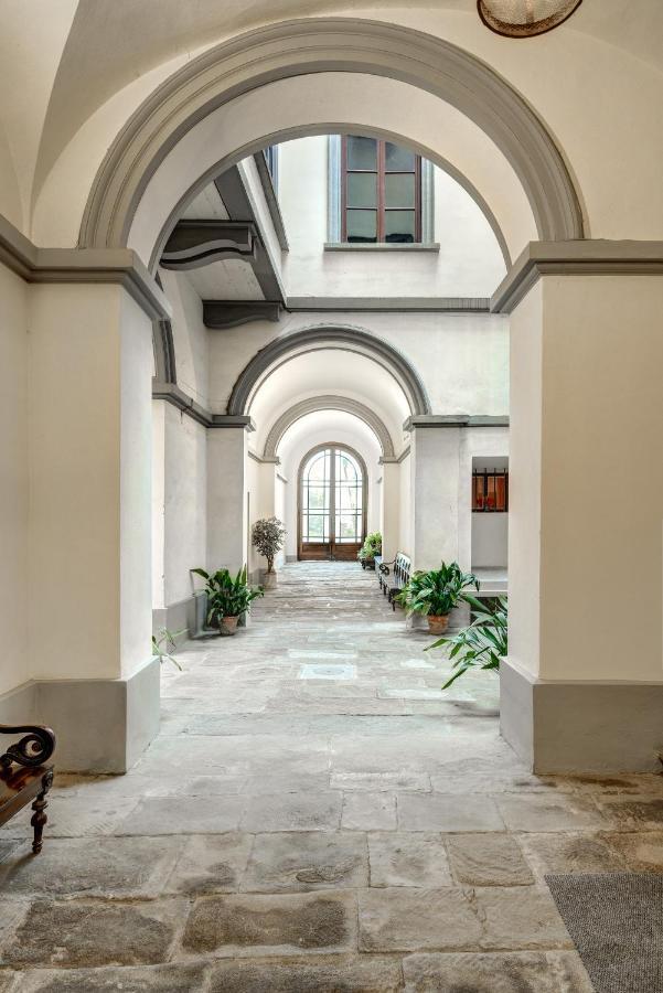 Palazzo D'Oltrarno - Residenza D'Epoca Bed & Breakfast Флоренция Екстериор снимка